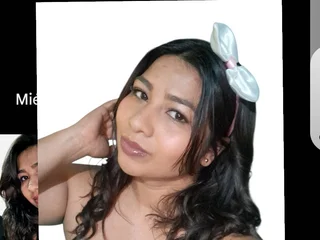 AlMALUNA webcam livesex profile in whips cams