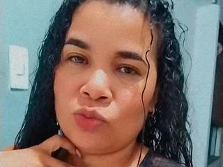 DULCEAMORR webcam livesex profile