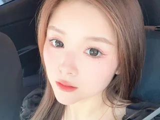 Loreleimiaomiao webcam profile - Taiwanese